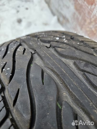 Zeta Azura 255/55 R19 111V