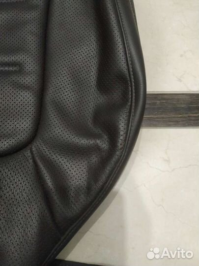 Обивка спинки водительского сидения Touareg