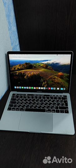 Apple MacBook Pro 13 2019 touchbar
