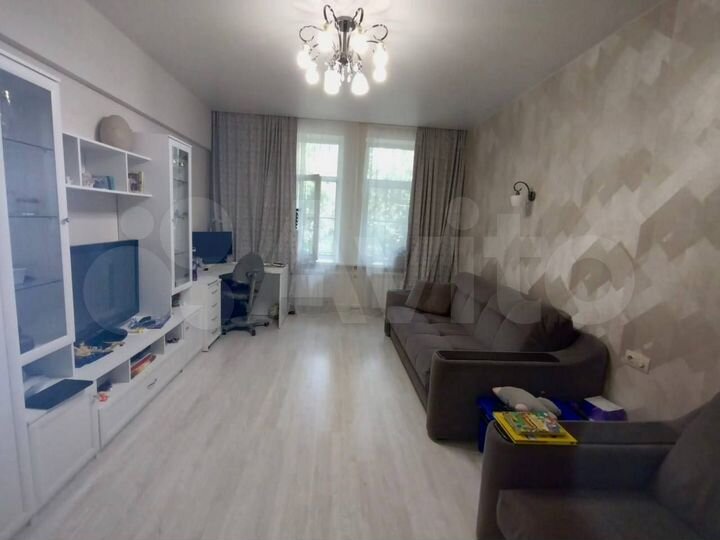 2-к. квартира, 65,1 м², 2/5 эт.