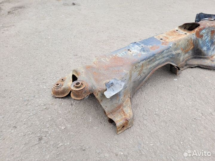 Подрамник передний на Mitsubishi Galant 8