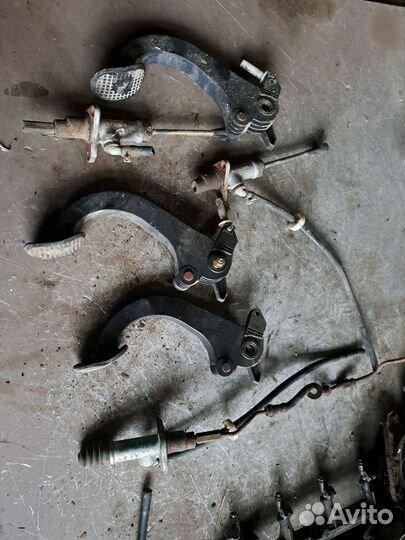 Педаль сцепления Lancia libra