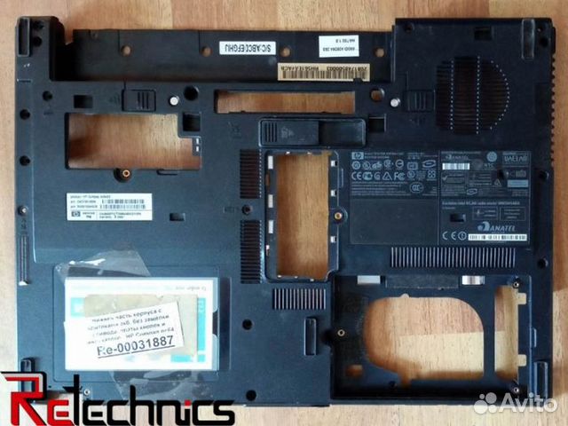 Нижняя часть корпуса с защёлками акб, без защёлки