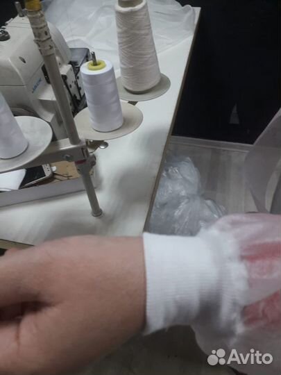 Халаты Одноразовые из спандбонда на манжетах