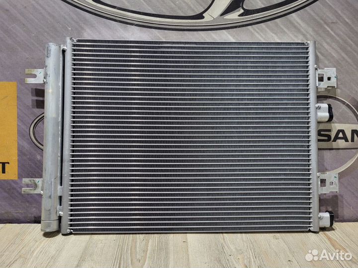 Радиатор кондиционера Renault duster