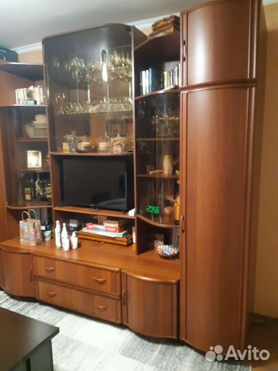 Стенка в гостиную