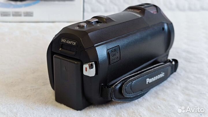 Видеокамера Panasonic HC-V770