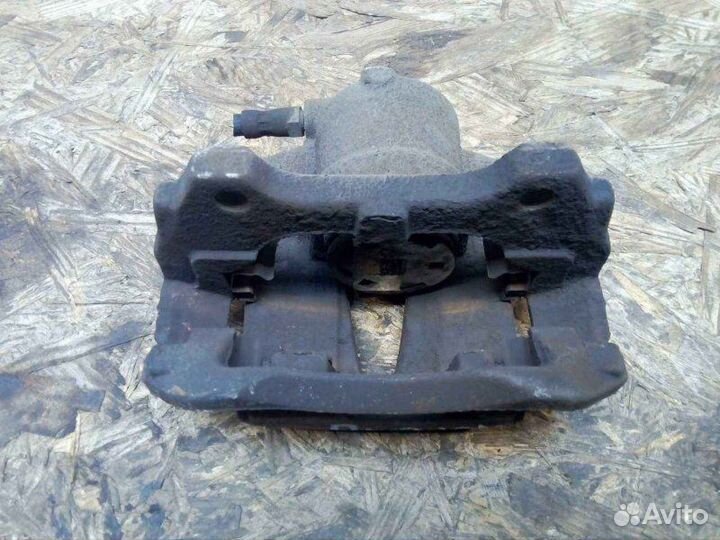 Суппорт передний правый Opel Corsa D 1.2 2006-2015