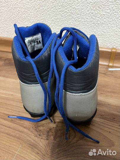 Лыжные ботинки NNN р34 стелька 21,5см