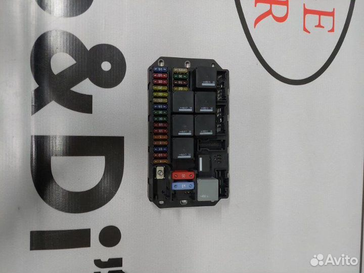 Блок предохранителей Land Rover Vogue L322 368DT