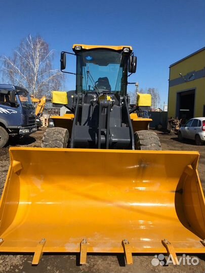 Фронтальный погрузчик XCMG LW300KN, 2023