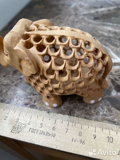 Статуэтки слоников из дерева