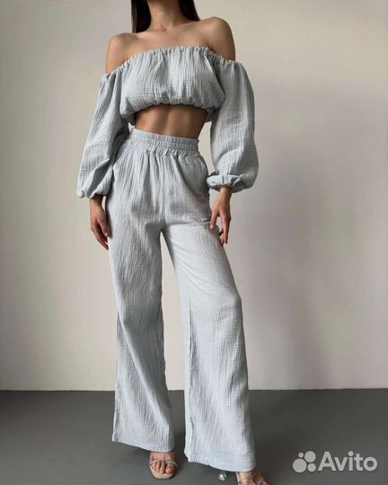 Летний брючный костюм