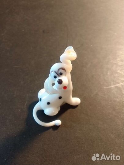 Сувенир собачка из стекла