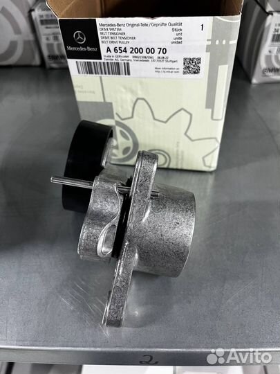 Натяжитель ремня мв M654 А6542000070