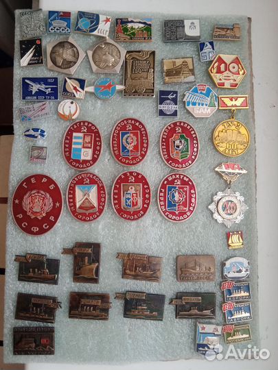 Значки бам, жд,Гербы,корабли,самолёты,космос