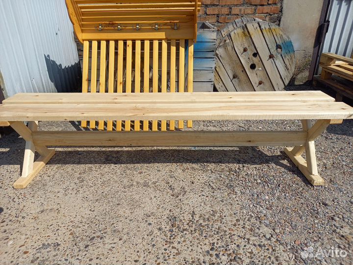 Лавка деревянная