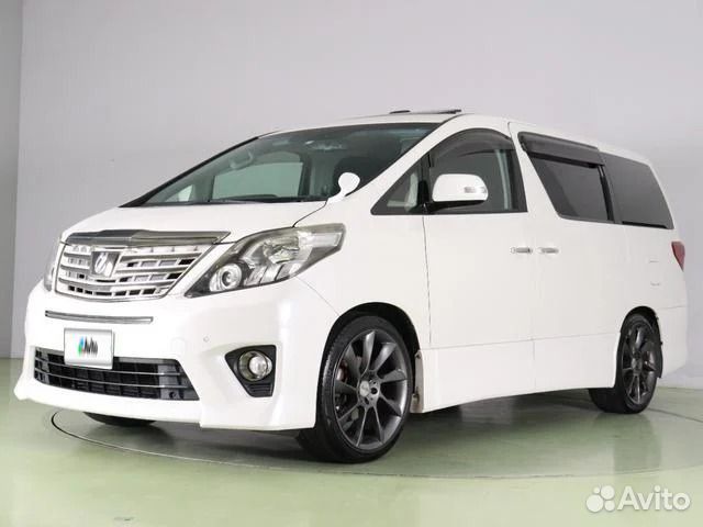 Toyota Alphard 2012