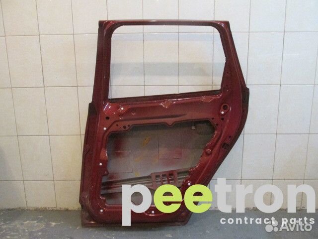 Б/У Б/У Дверь задняя правая 31402418 volvo