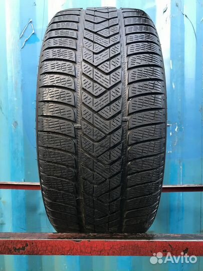 Pirelli Scorpion Winter 255/40 R19