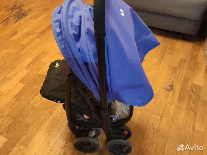 Прогулочная коляска joie