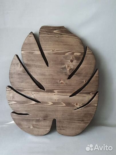 Панно из дерева