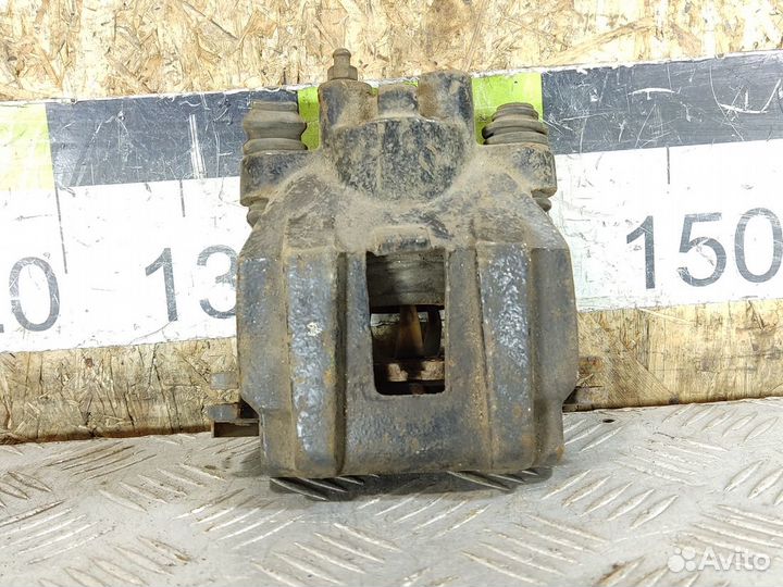 Суппорт задний правый Ml 163