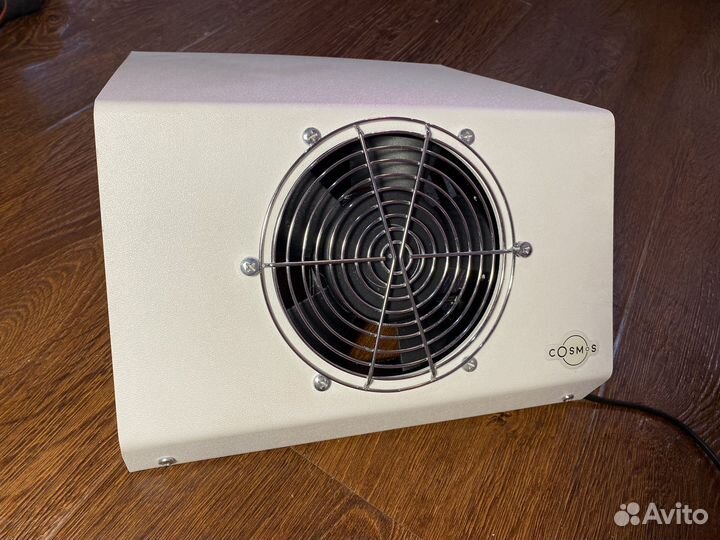 Маникюрный пылесос Cosmos