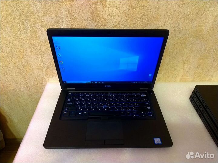 Ультрабук Dell: Core i7-6600, 8gb, SSD 256gb