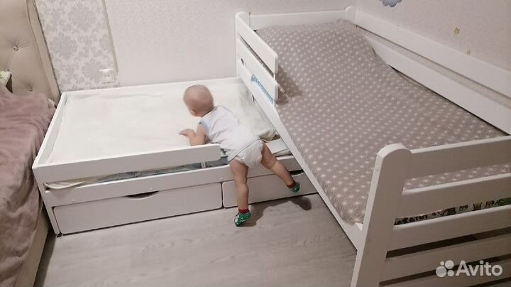 Кровать детская выдвижная с ящиками