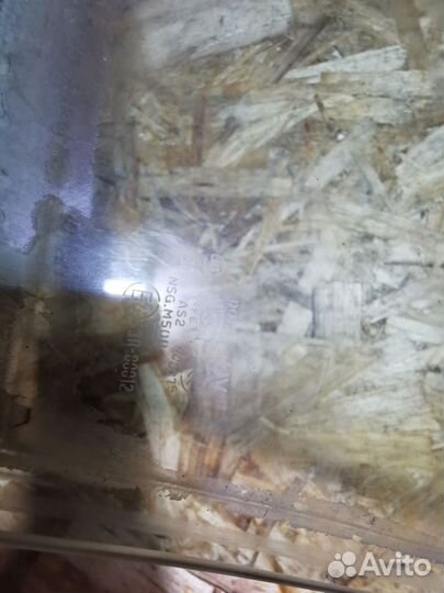 Стекло двери переднее правое infiniti FX S51