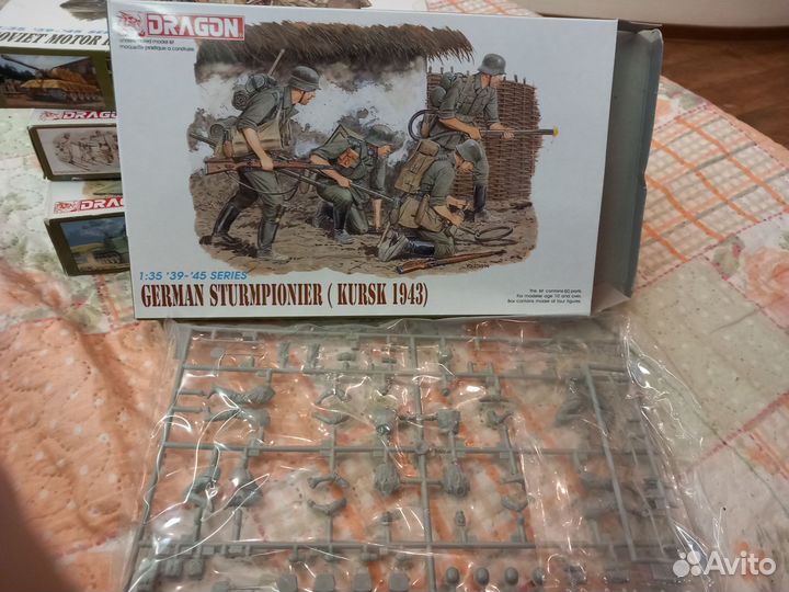 Модели фигурок 1:35 dragon