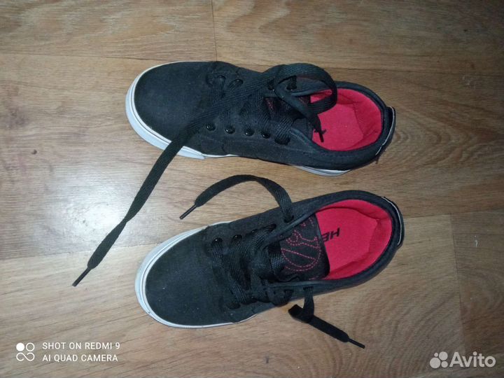 Кеды с колёсиками