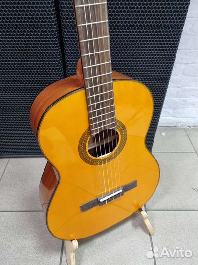 Гитара классическая takamine GC1