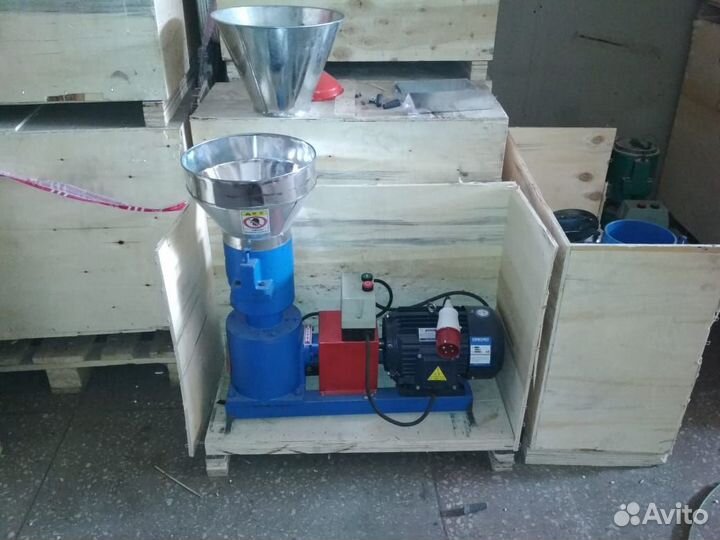 Пресс гранулятор комбикорма