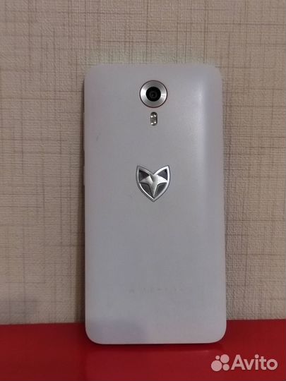 Wileyfox Swift, 2/16 ГБ
