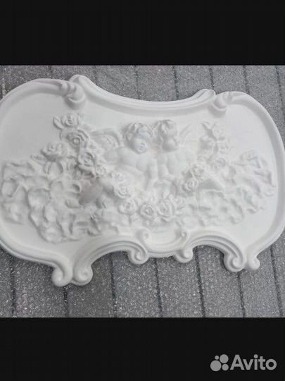 Гипсовое панно барельеф