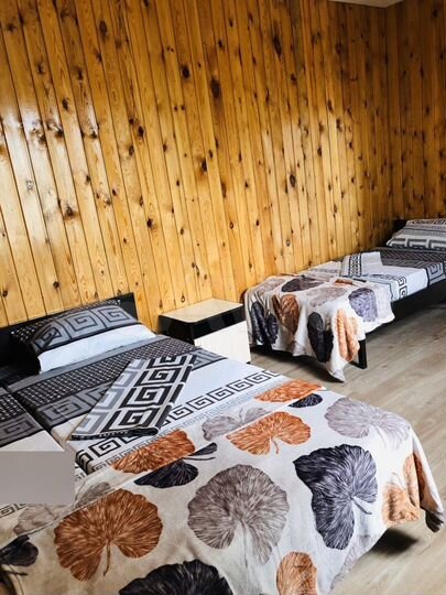 Комната 15 м² в 5-к., 2/2 эт.