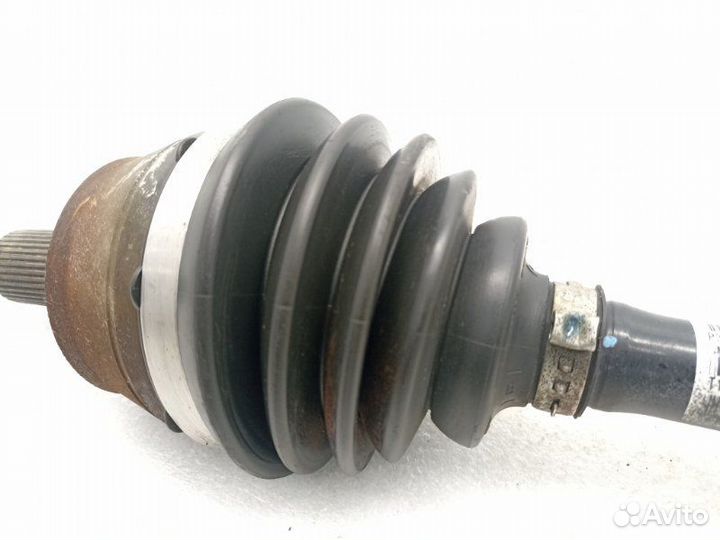 Полуось (привод) передний левый Volvo V40