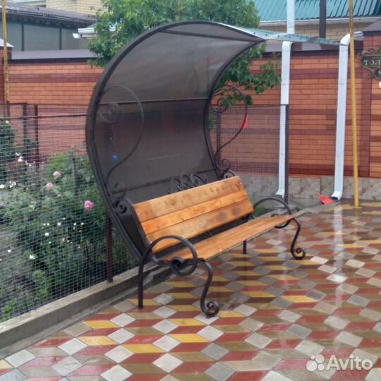 Садовые качели кованые