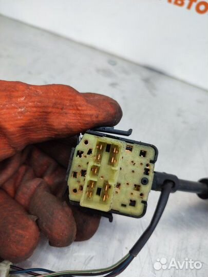 Переключатель подрулевой Chevrolet Aveo T250