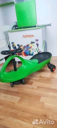 Машинка каталка для детей бибикар