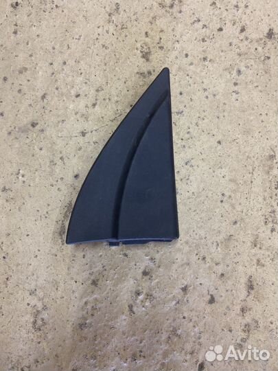 Уголок двери передний правый Toyota Funcargo NCP21