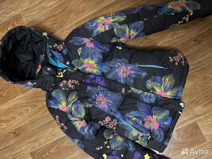 Горнолыжная куртка женская 44