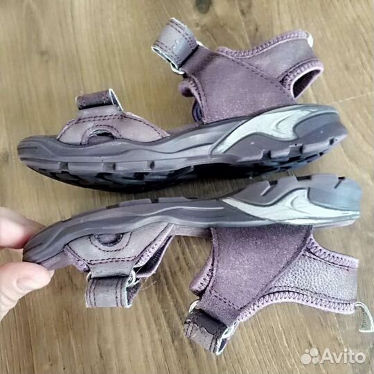 Босоножки для девочки ecco