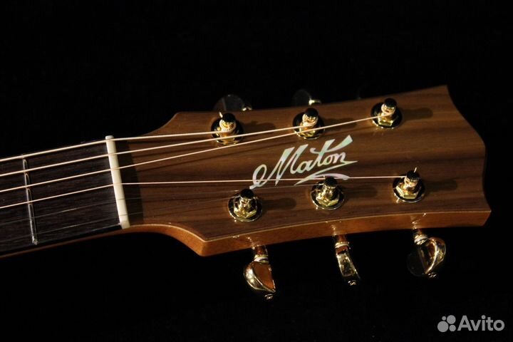 Электроакустическая гитара Maton (комплект)