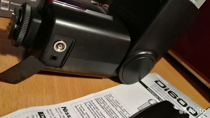 Вспышка Nissin Di-600 for Canon