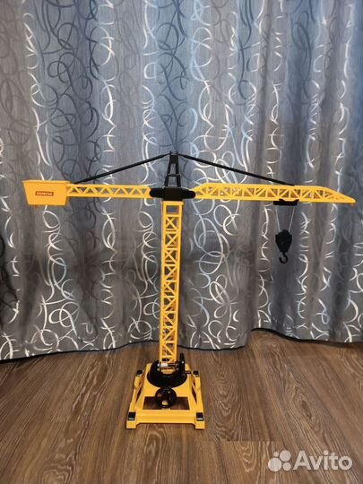 Подъемный кран игрушка