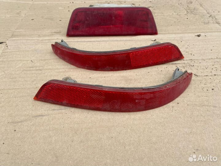 Катафот заднего бампера Nissan Almera G15