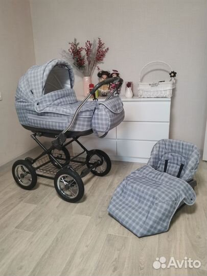 Коляска 2 в 1 RoanMarita